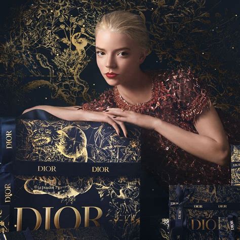 dior holiday packaging 2022|Dior christmas packaging.